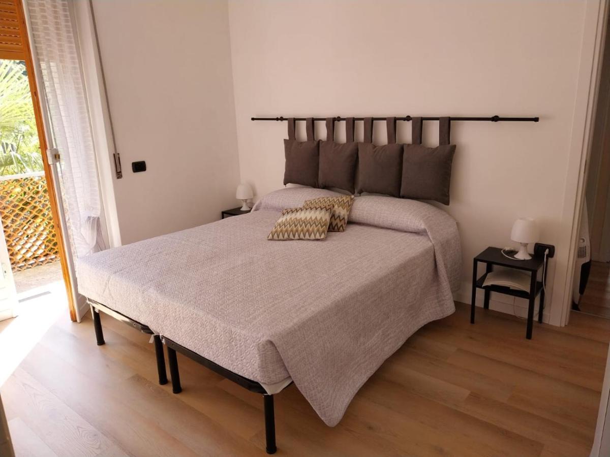 Casa Elly Lägenhet Riva di Solto Exteriör bild